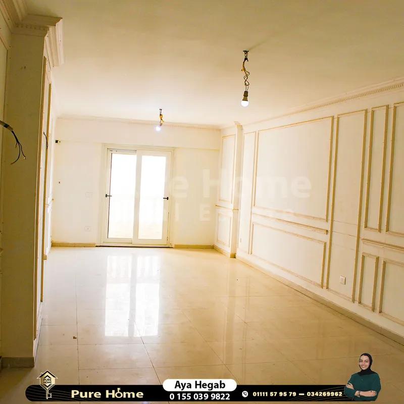 شقة للبيع في مصطفى كامل أمام كيروسيز مول