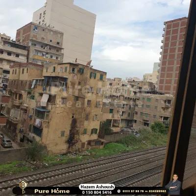 شقة للايجار - سموحة - شارع توت عنخ امون