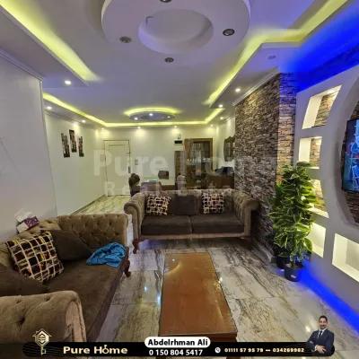 شقة للبيع في ميامي