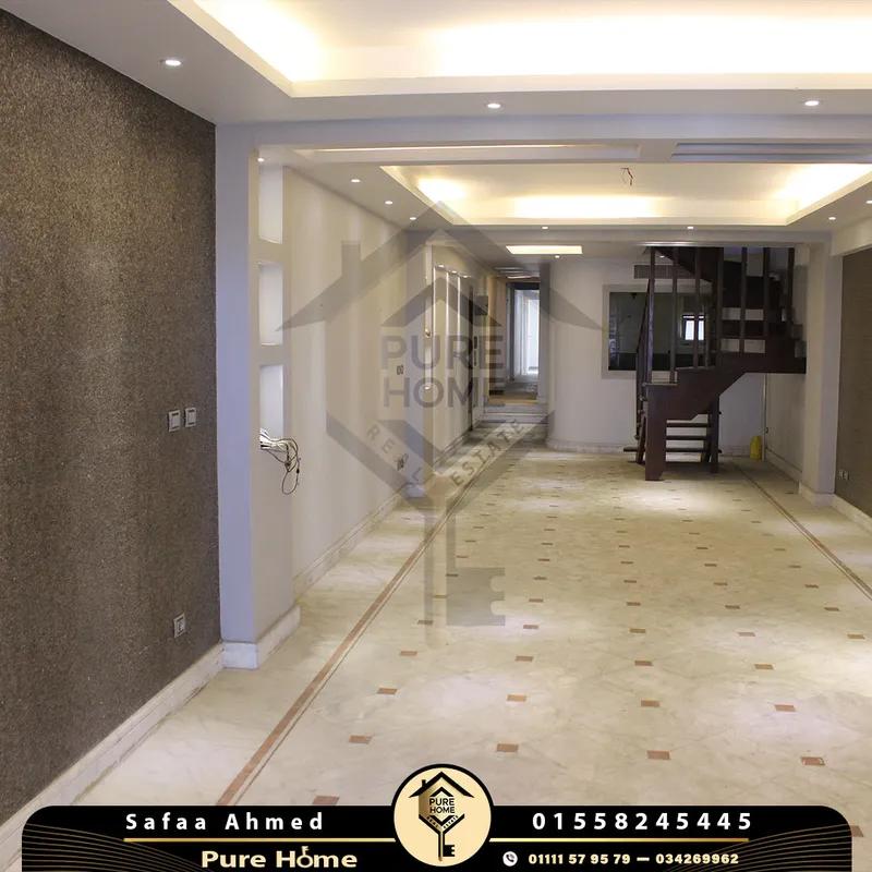 شقة للبيع في سموحة - شارع فوزي معاذ