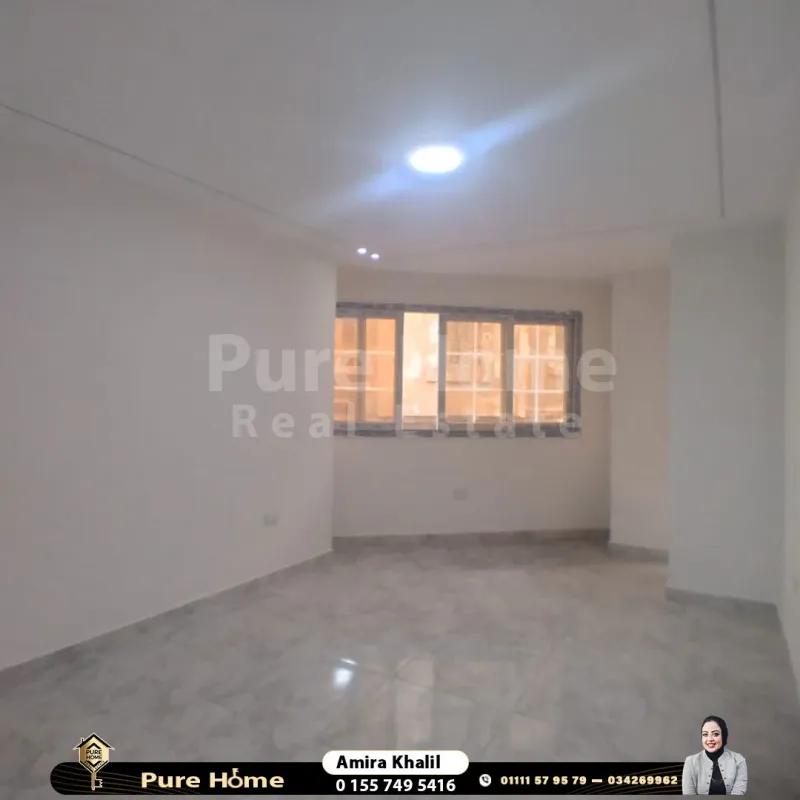 مقر اداري للايجار في مصطفي كامل - شارع أبو قير الرئيسي