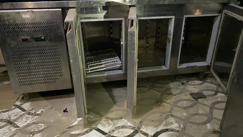 تلاجة اندر كاونتر ٣ باب اوروبي