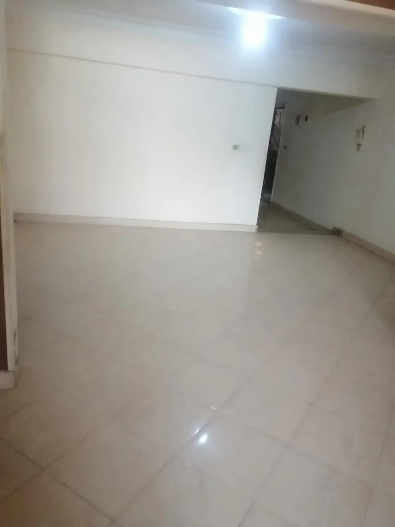 فرصه شقه بموقع مميز بمدينه نصر