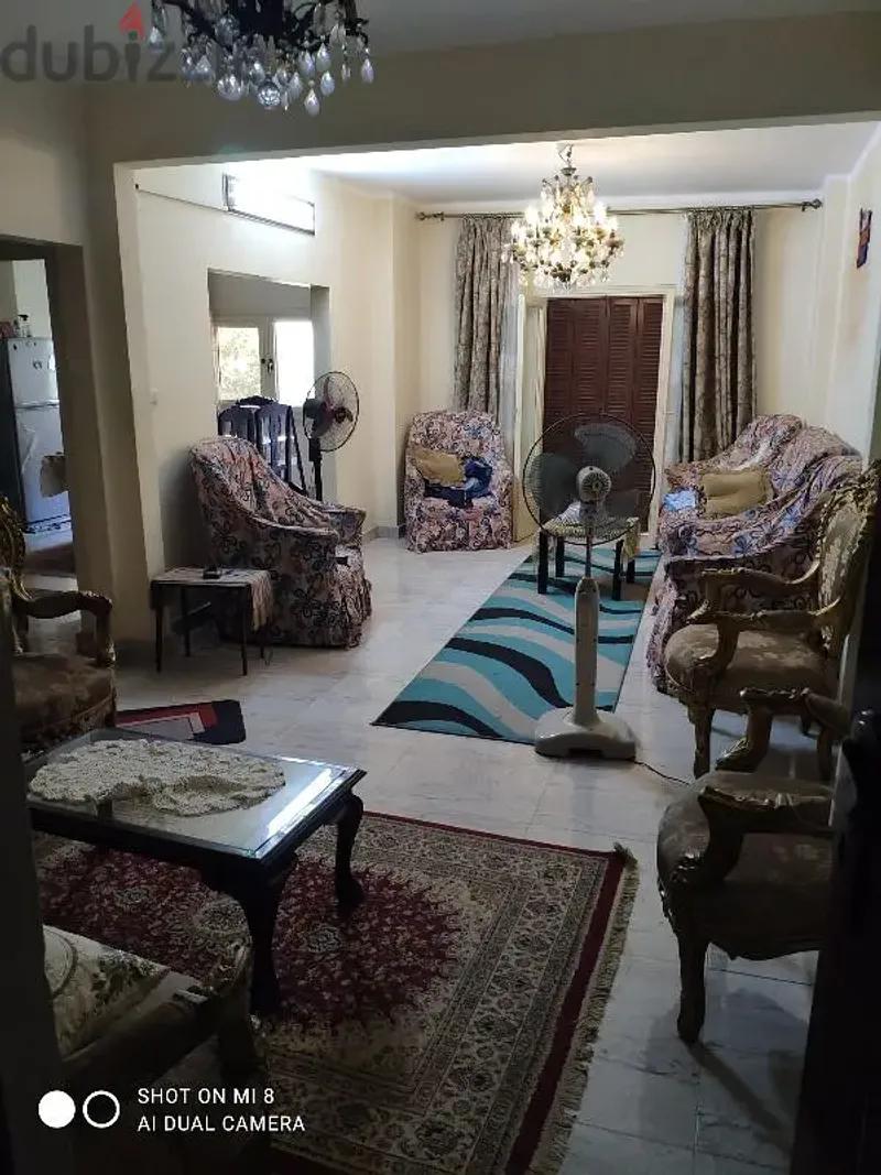 فرصه شقه لقطه للبيع بسعر مغري جدا