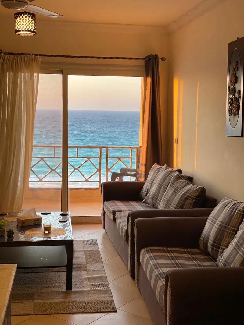 شاليه صف اول علي البحر بكمبوند اماراتس هايتس