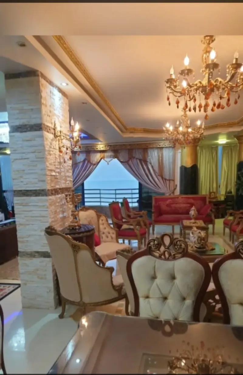 شقه للبيع بالغردقه 240م تطل ع البحر مباشرة🔥🔥