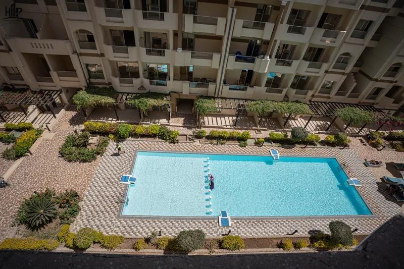 شقة 92م بأوضة وصالة وإطلالة على حمام السباحة فلورنزا خمسين