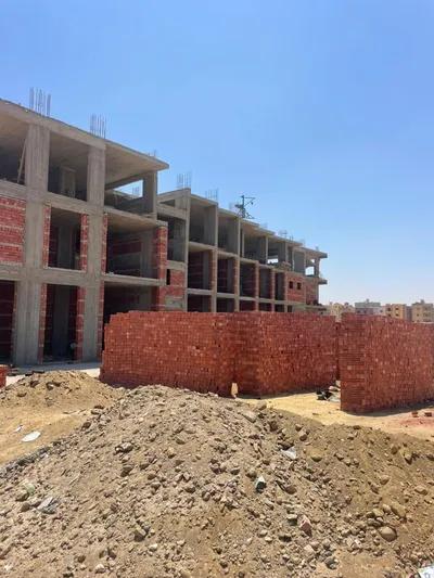 dubai mall نص فدان