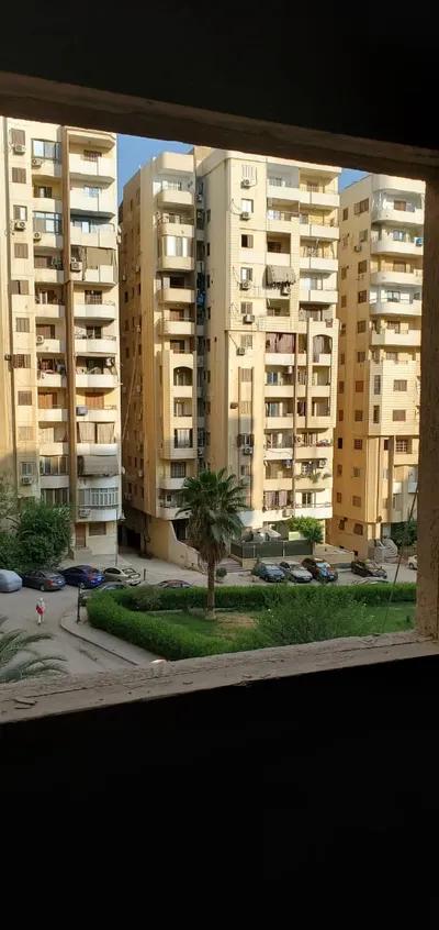 شقه متميزه للبيع كمبوند الفرسان - القطاميه in Cairo, Katameya, Katameya Compounds, El Forsan City - 5,000,000 EGP