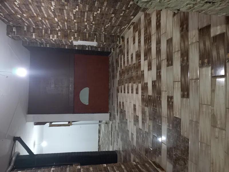 محل للايجار 70 م باللبيني فيصل