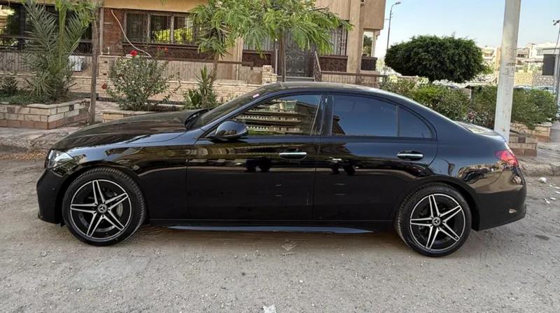 Mercedes C200 2025 zero Wakeel