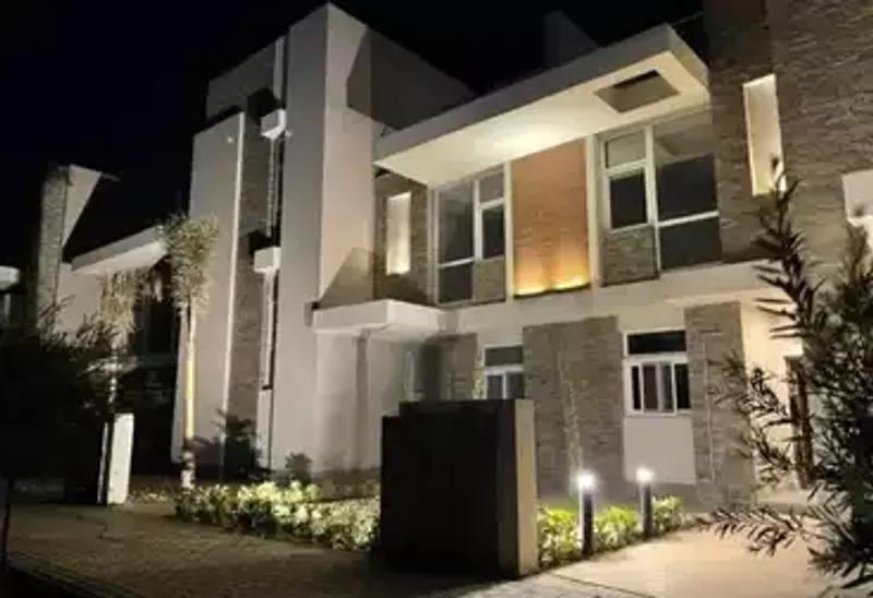 تاون هاوس 402m للبيع في المقصد العاصمة الادارية