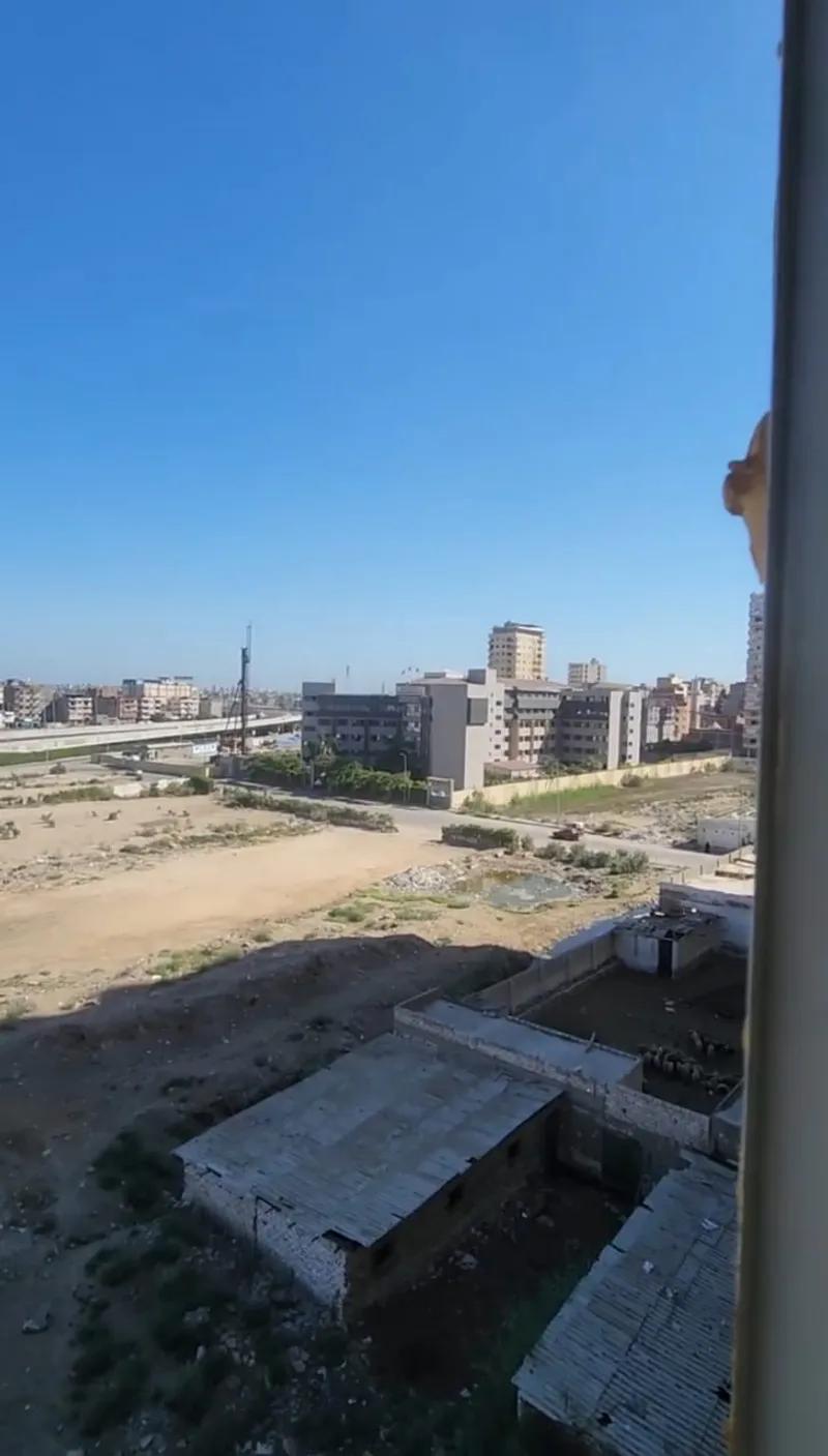 للبيع شقة بكمباوند ريحانة شارع المدارس ميامي الجديدة