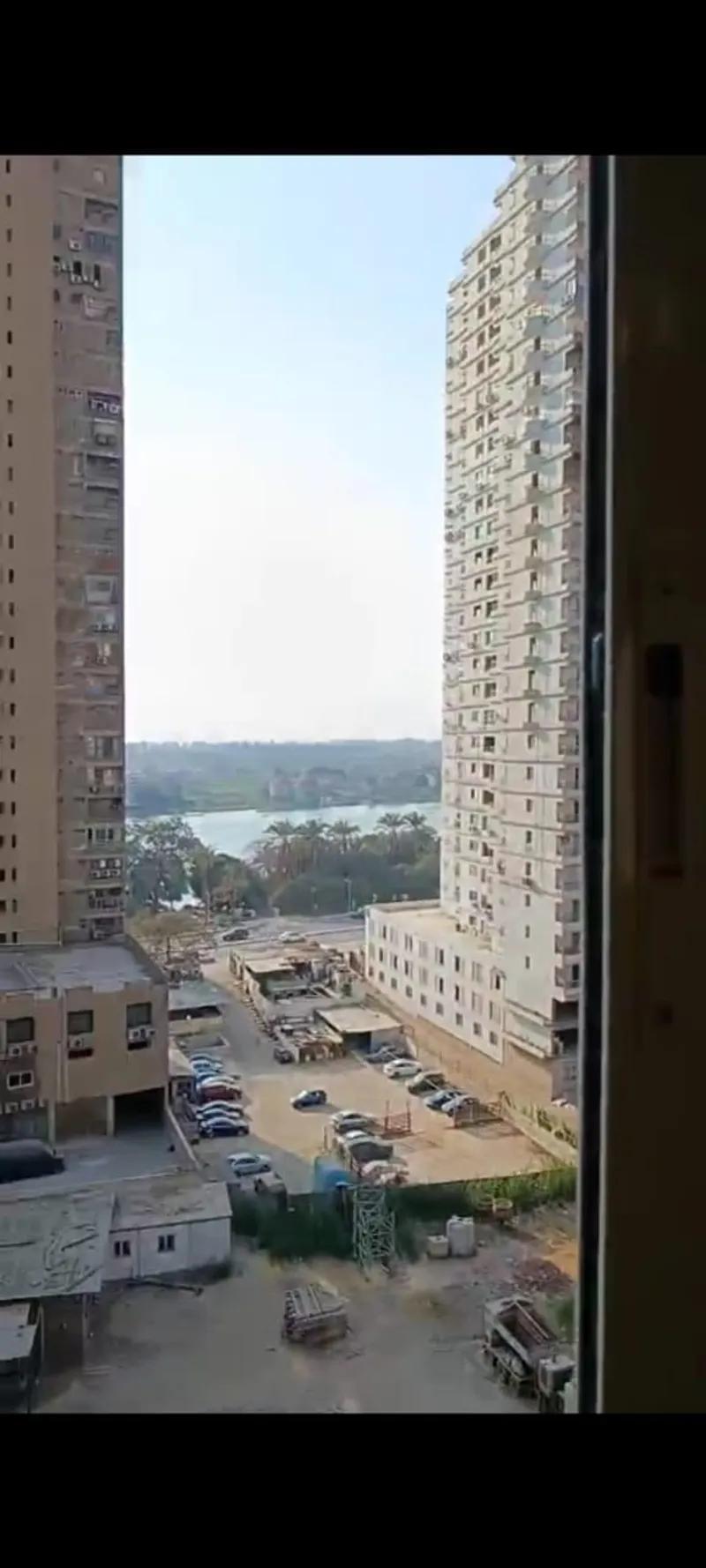 شقه طوب احمر مطلوب 700 الف