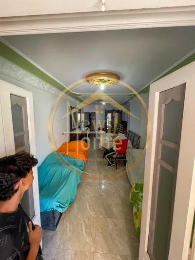 شقة للبيع في سموحة