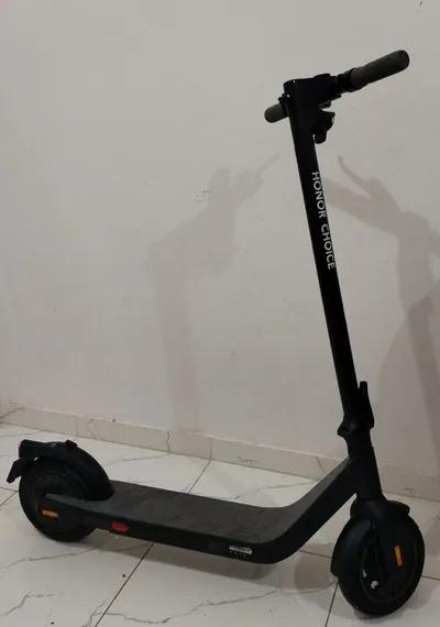 دراجات نارية سكوتر كهربائي 2026