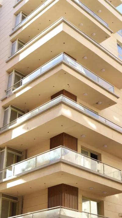 دوبلكس للبيع في منطقة ار 7