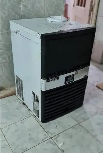 ايس ميكر صيني ١٠٠ كيلو في جسر السويس, القاهرة - 18,000 EGP