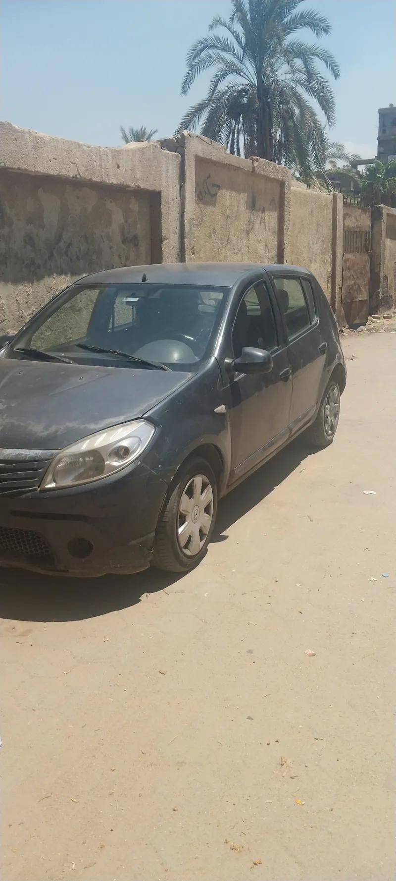 رينو سانديرو اوتوماتيك موديل 2014