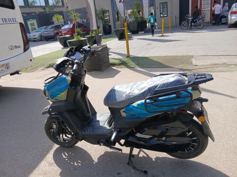 سكوتر للبيع