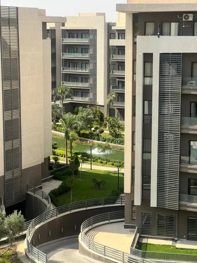 شقة للبيع في مدينتي