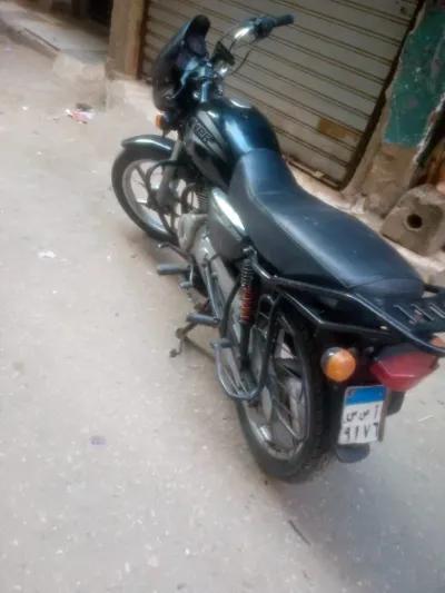 باجاج بوكسر بي ام 150 2018