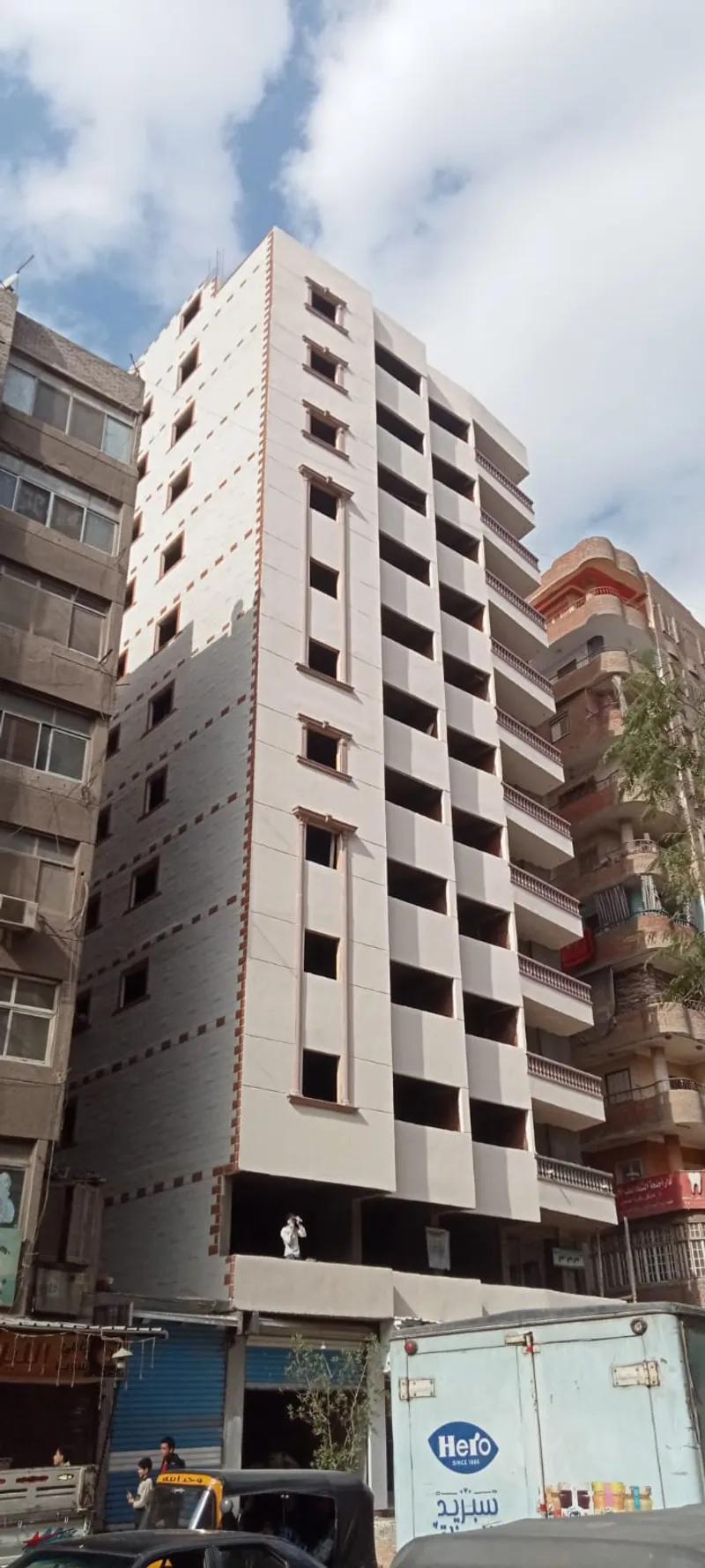 شقه للبيع الدور السابع