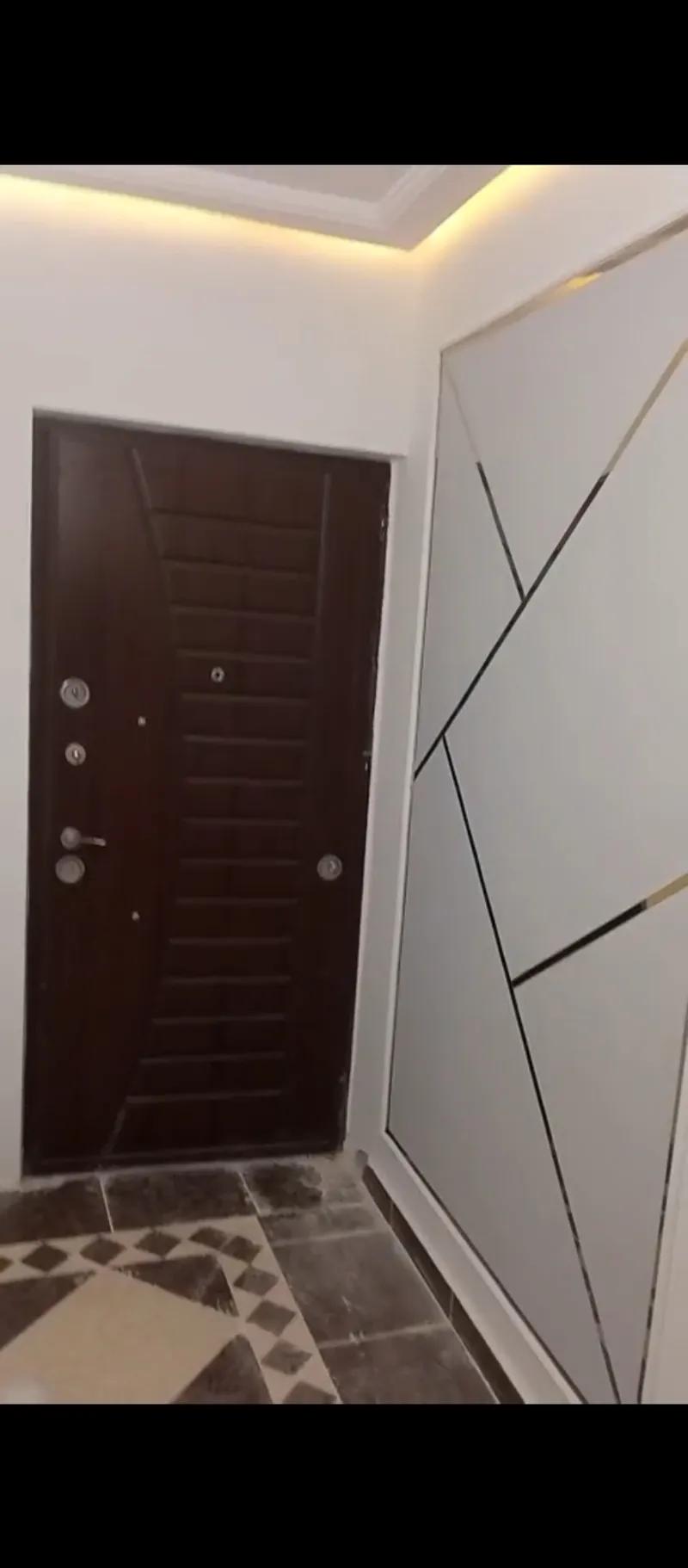 شقه للبيع بالحضرة الجديده شارع عبد العليم العمومي