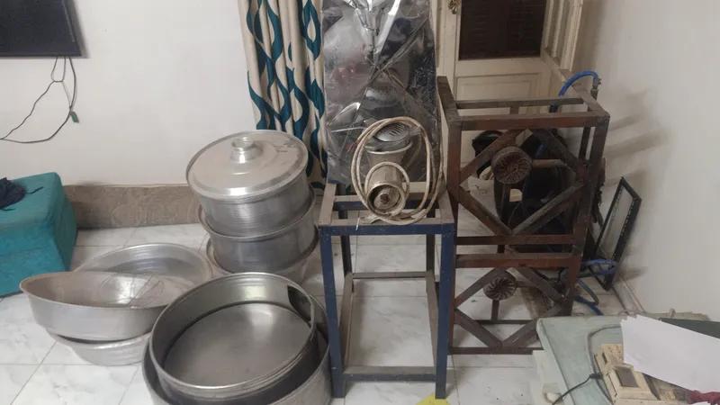 معدات مطعم مكرونة استعمال شهرين