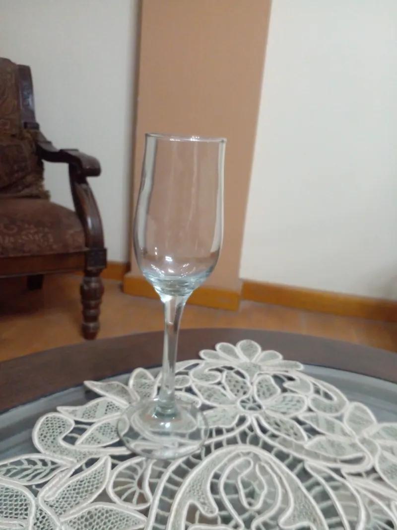 طقم كاسات ٢٤ قطعة