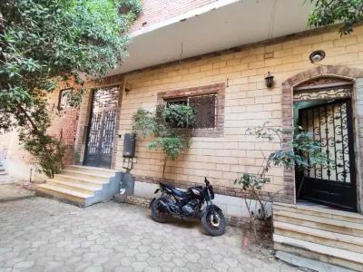 شقة للبيع في أرض اللواء