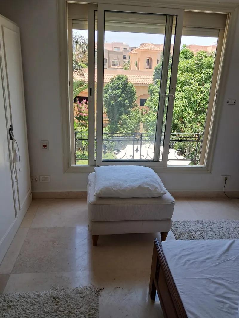 توين هاوس في كمبوند