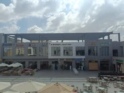 للبيع في القاهره الجديده مكتب متشطب قسط علي4سنين