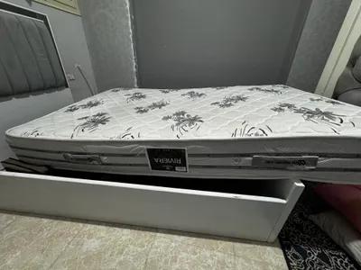 سرير بالمرتبه ١٢٠*١٩٠ استخدام بسيط جدا في جسر السويس, القاهرة - 4,500 EGP