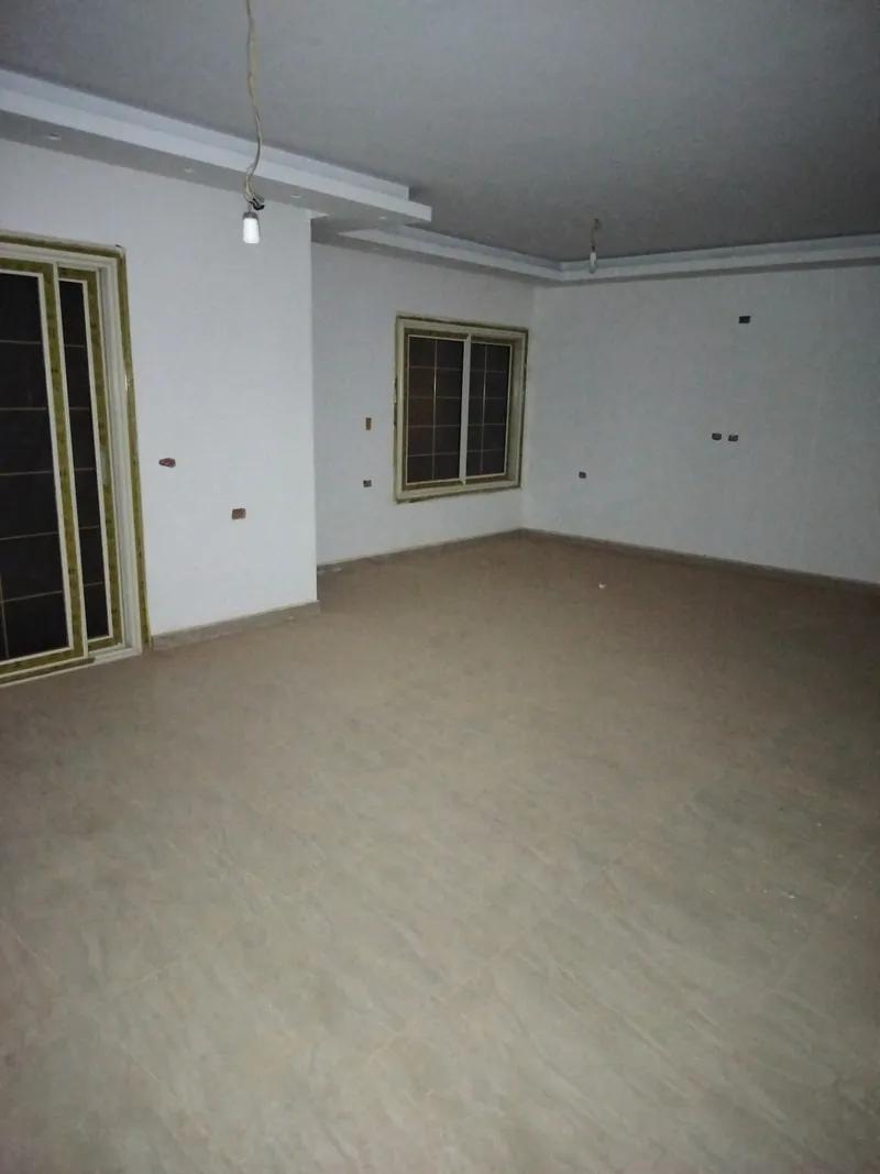 شقة للبيع بكمبوند جرين جاردنز حدائق اكتوبر