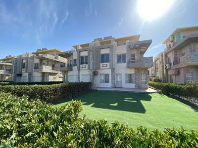 توين هاوس للبيع في سيسليا لاجونز