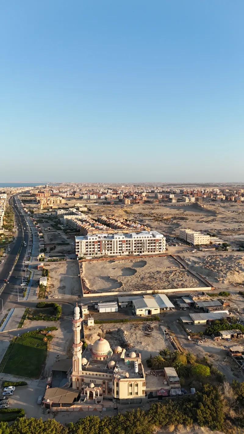 استوديو 47م بإطلالة حمام سباحة داخل لاجونا الأحياء