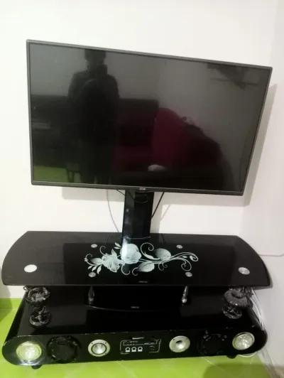 ترابيزة تلفزيون ازاز في باكوس, الإسكندرية - 3,000 EGP