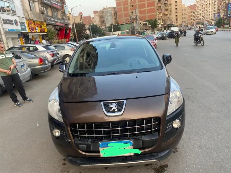 بيجو 3008 موديل 2014