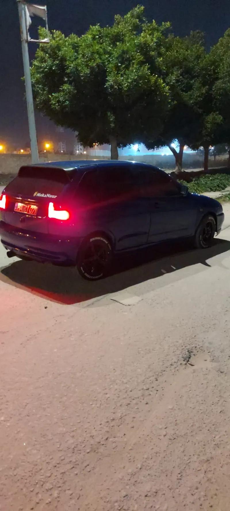 سياره سيات ابيزا