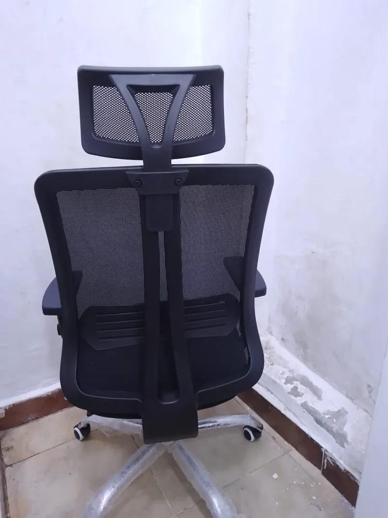 كرسي هيدروليك طبي مستورد