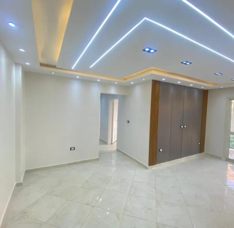 شقه لقطه للبيع كمبوند دجله بالمز حدائق اكتوبر