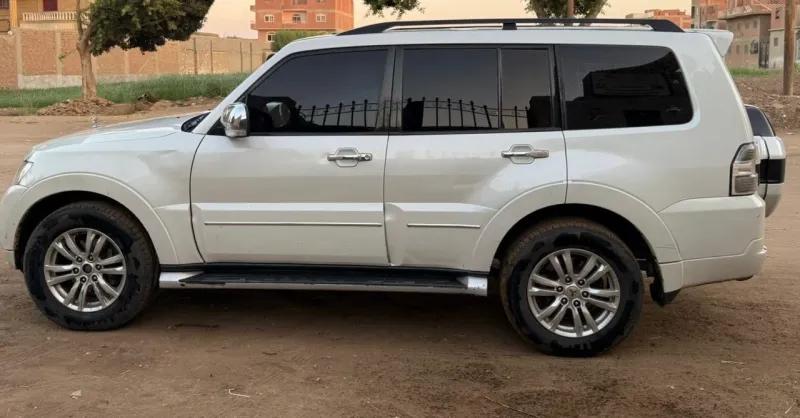 مسوق سيارات