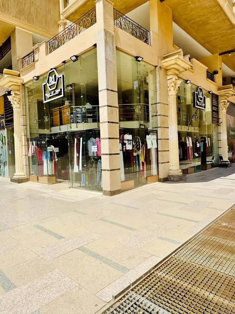 محل تجاري متأجر فوري ب 51,800 الف شهريا