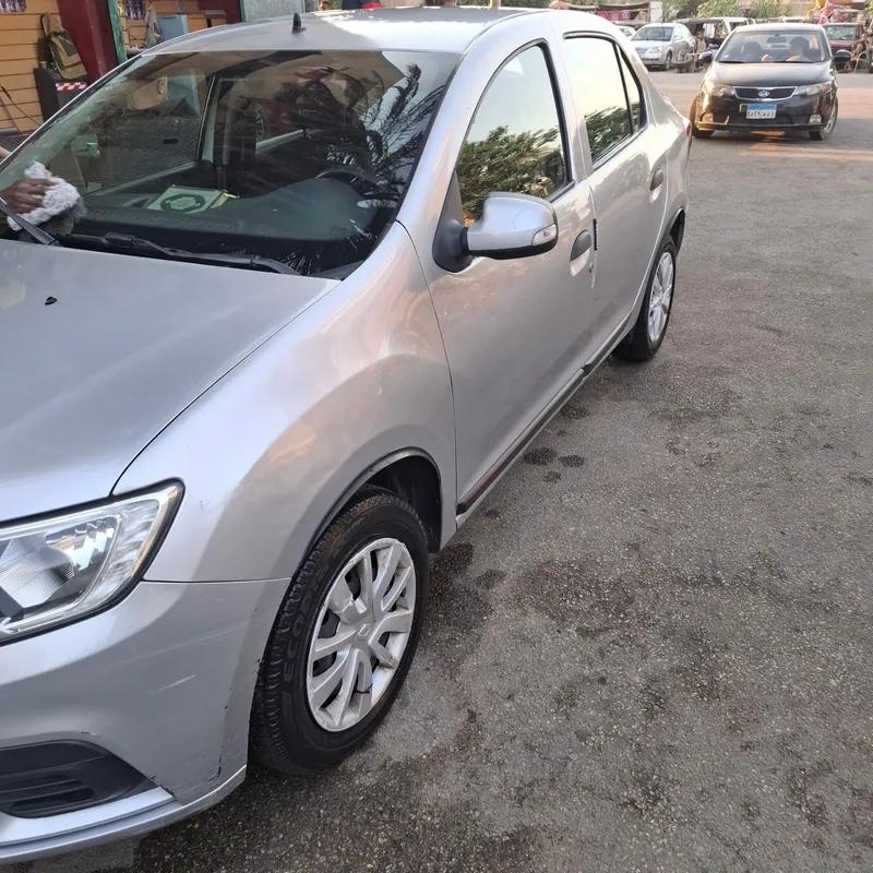 رينو لوجان مطلوب ٤٩٠ الف