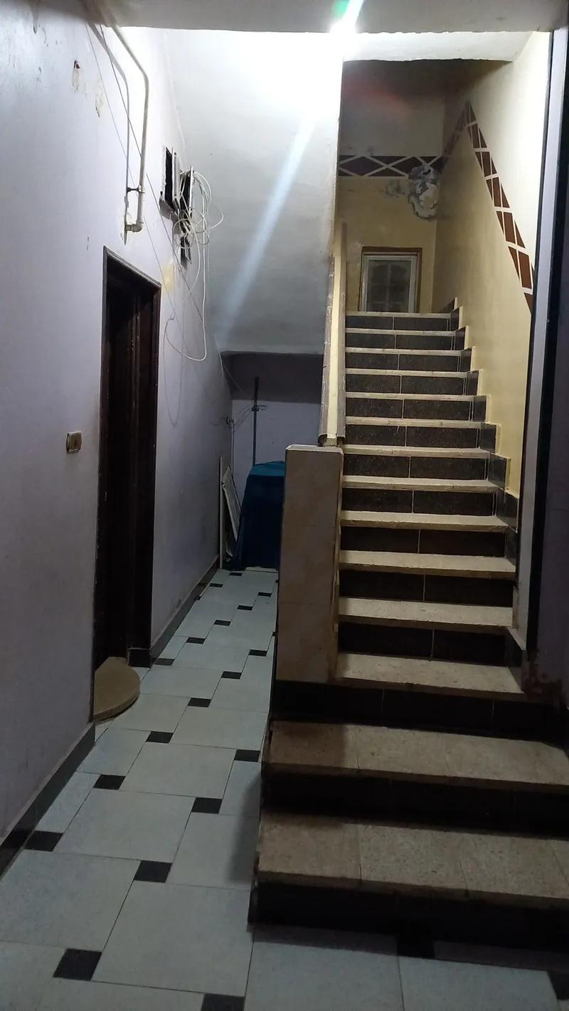 بيت للبيع _ ثلاث ادوار _