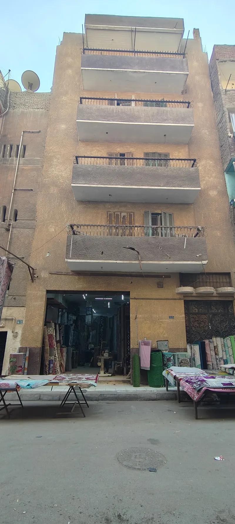 عماره للبيع دور ارضى تجارى بالمطريه