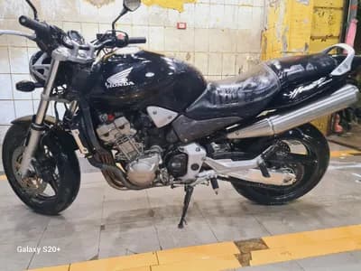 مكنه هورنت ٩٠٠ افراج ٢٠٢٥ in Cairo, Gesr Al Suez - 270,000 EGP
