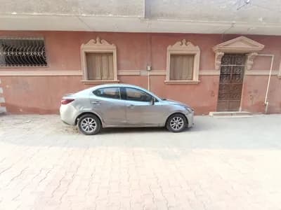 عربيه مازدا ٢ مستعمله اوتوماتيك  in Giza, Kerdasa - 450,000 EGP
