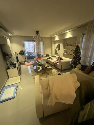 شقة من المالك مباشرة 🏡📍 in  New Cairo,  New cairo Compounds,  The Square - 7,600,000 EGP